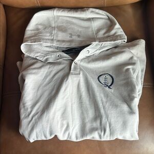 Under Armour Light Gray Pullover